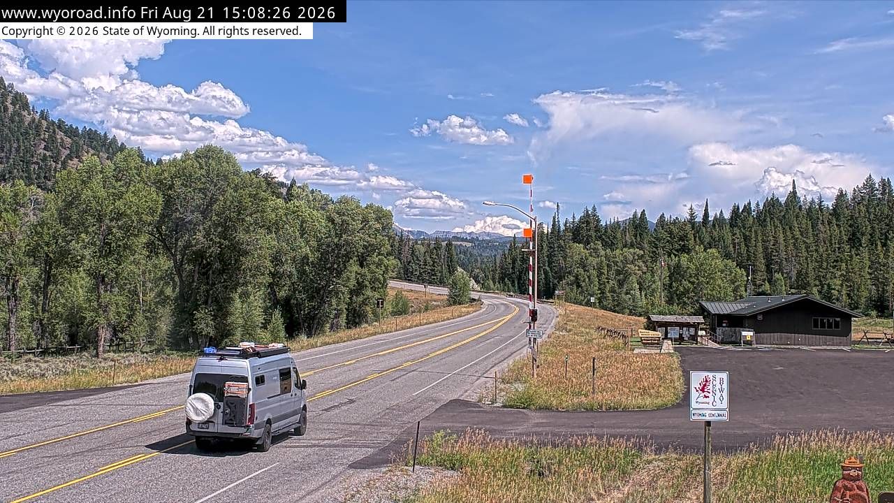 Traffic Cam Sweetwater › East: Black Butte - EAST