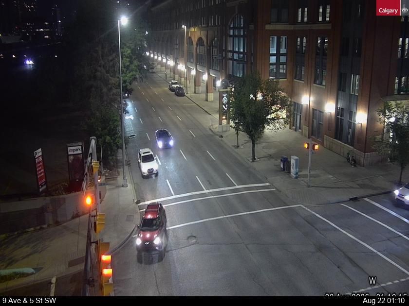 Traffic Cam Beltline: 9 Ave - 5 St SW