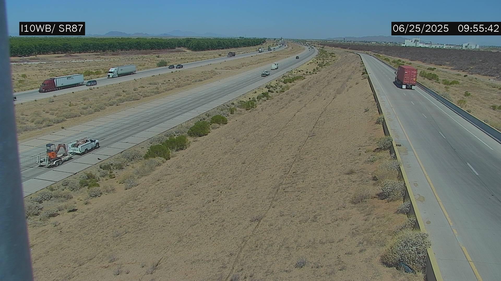 Traffic Cam Picacho › West: I-10 WB 210.80 @SR87