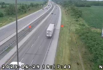Traffic Cam Southeast Grove: I-65: 1-065-242-2-2 163RD AVE
