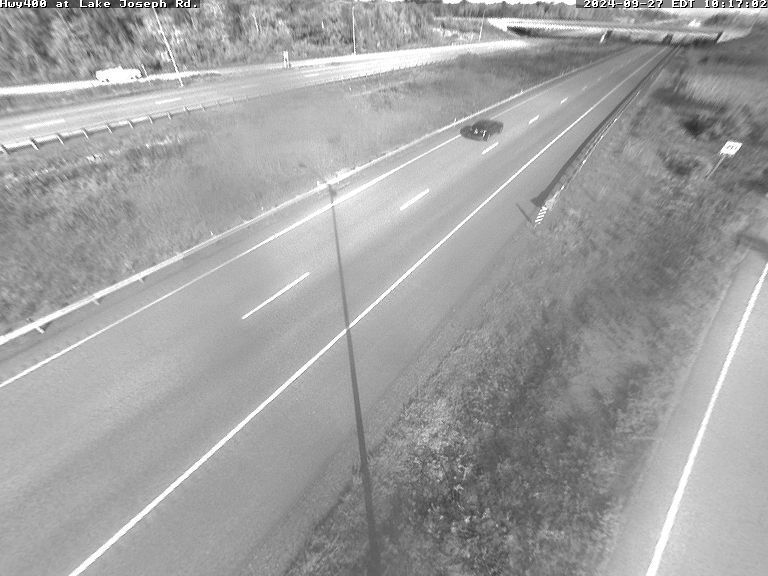 Traffic Cam Georgian Bay Township: Highway 400 at Lake Joseph Rd