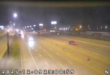 Traffic Cam Clarksville: I-65: 1-065-002-8-1 N OF EASTERN BLVD