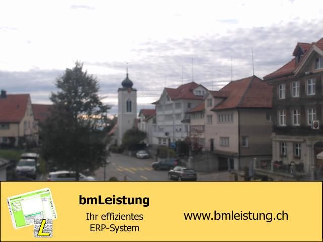 Wald: b&m Informatik GmbH - AR: Sicht auf die Kirche von - AR