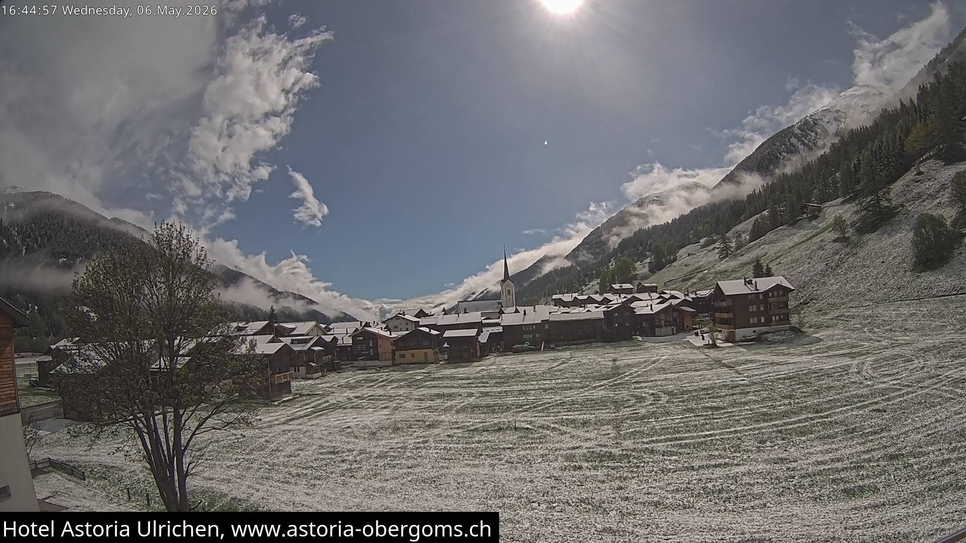 Ulrichen: Hotel Astoria mit Panoramablick über - Obergoms - Goms