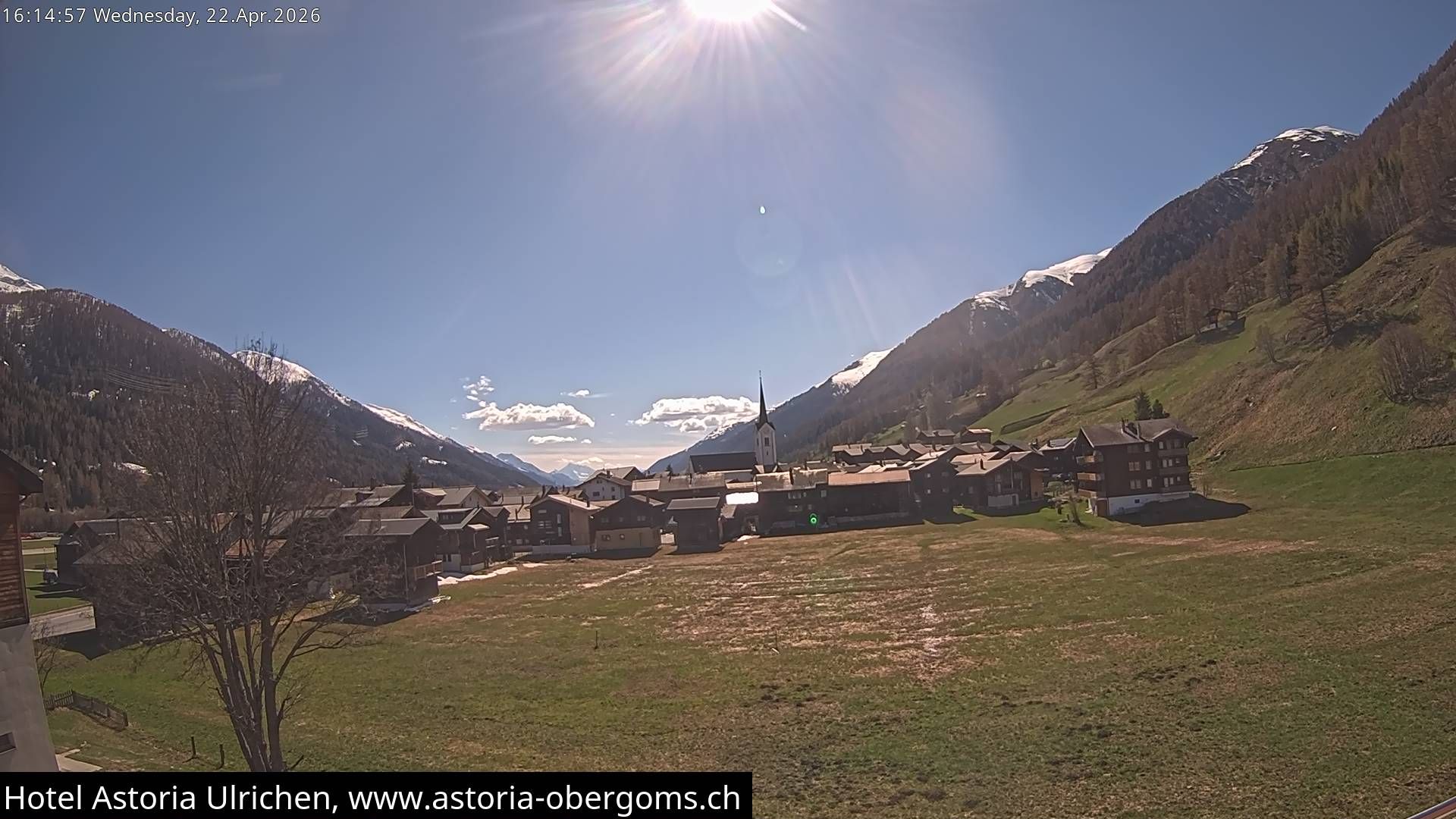 Ulrichen: Hotel Astoria mit Panoramablick über - Obergoms - Goms