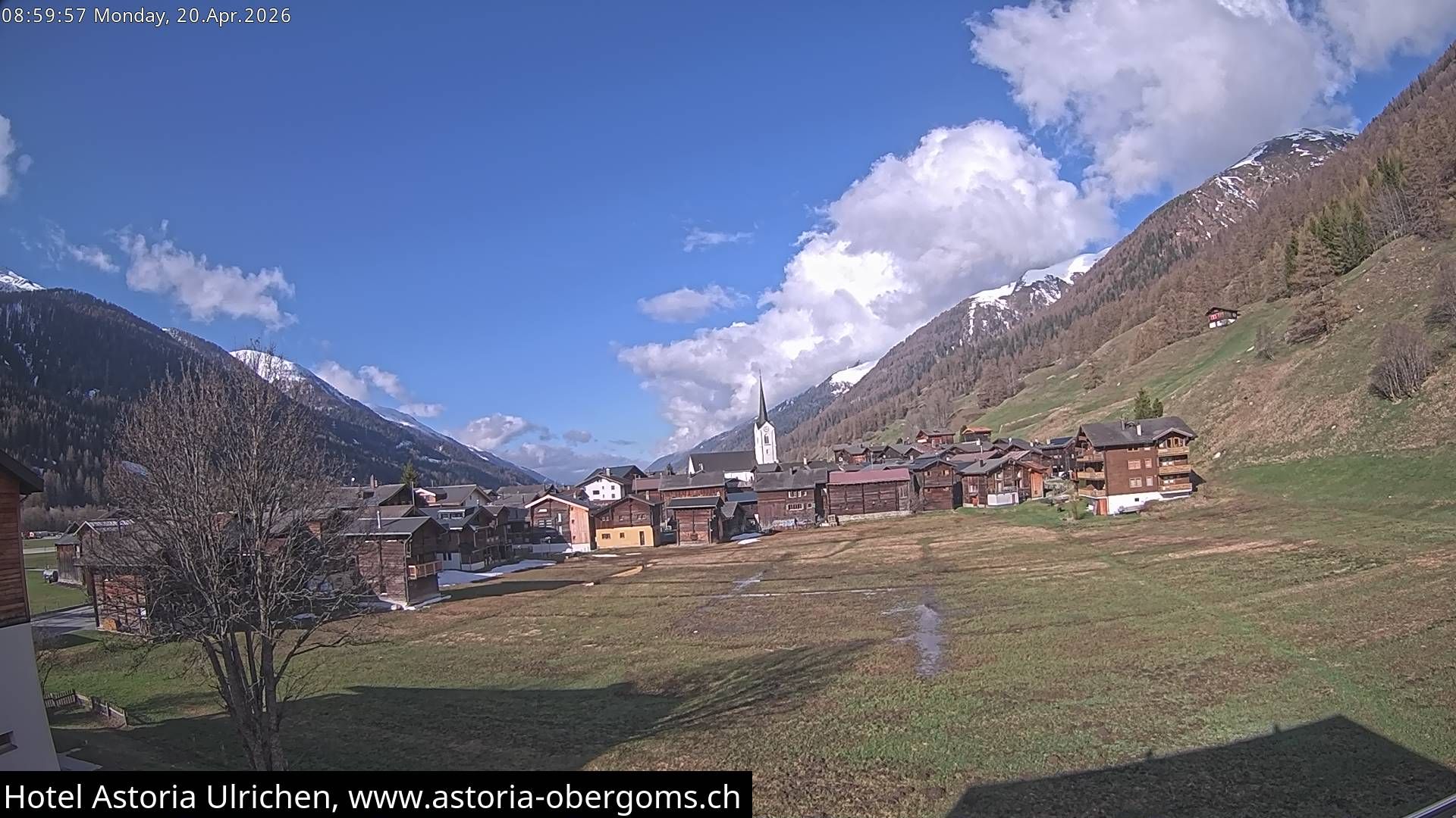 Ulrichen: Hotel Astoria mit Panoramablick über - Obergoms - Goms
