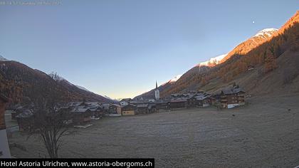 Ulrichen: Hotel Astoria mit Panoramablick über - Obergoms - Goms