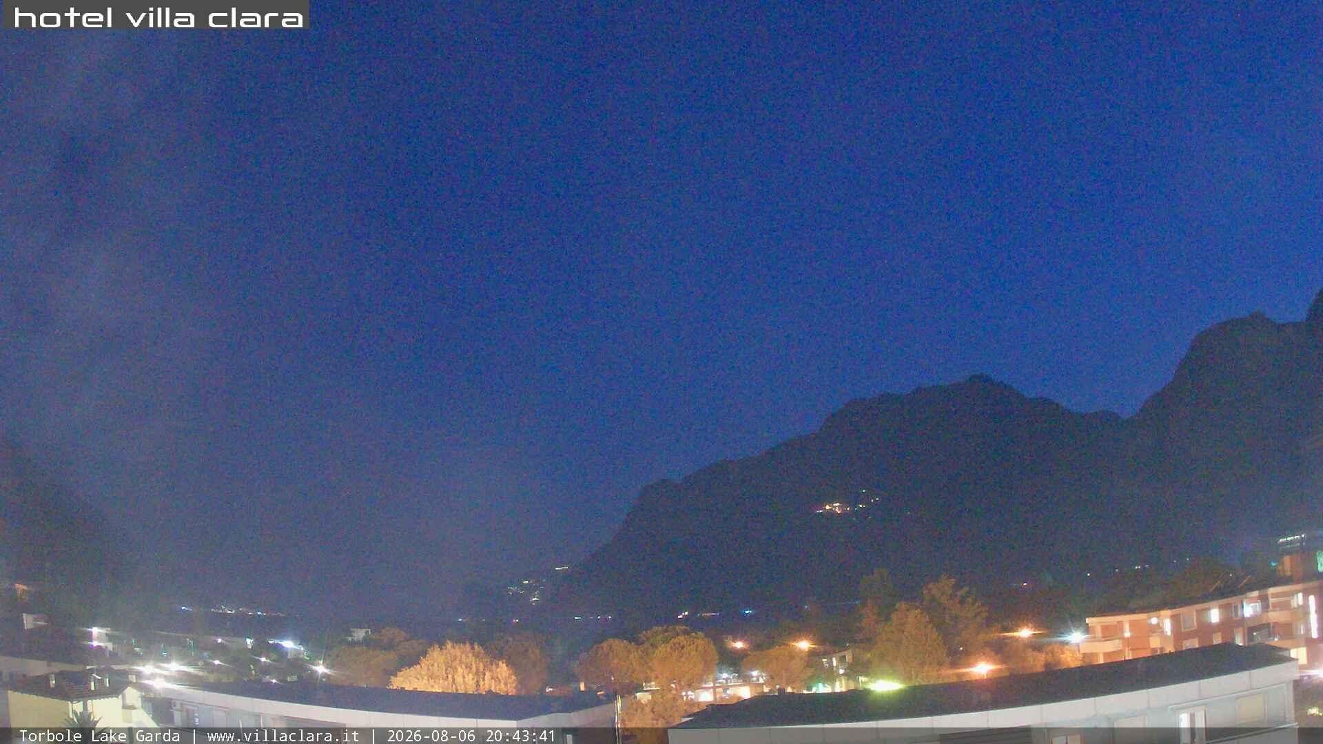 Traffic Cam Nago-Torbole: Torbole sul Garda - Hotel Villa Clara