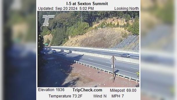 Traffic Cam Hugo: I-5 at Sexton Summit