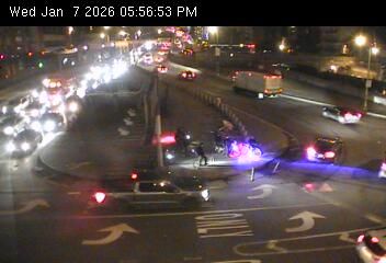 Traffic Cam Manhattan Community Board 6: 2 Avenue @ Queensboro Bridge