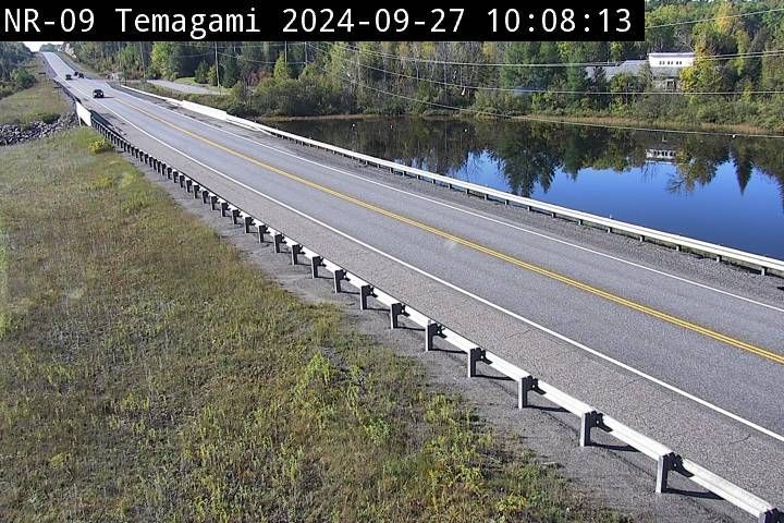 Traffic Cam Temagami: Highway 11 near Spruce Dr