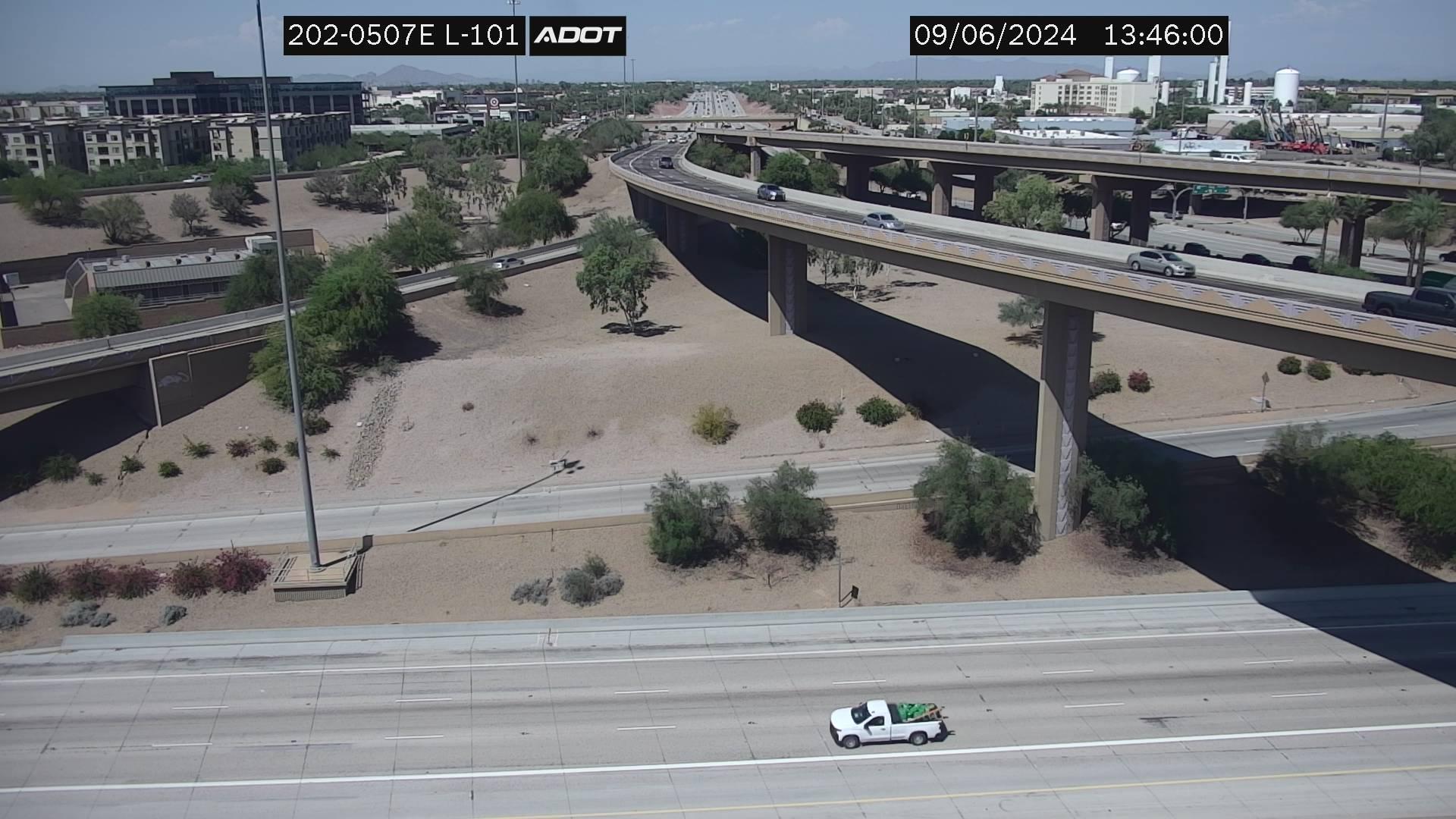 Traffic Cam Chandler › East: L-202 EB 50.75 @L101