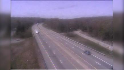 Traffic Cam Old Saybrook: CAM 186 - I-95 NB S/O Exit 67 - Elm St