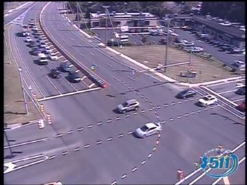 Traffic Cam Reed Crossing › South: NJ-73 @ Berlin Circle, Berlin