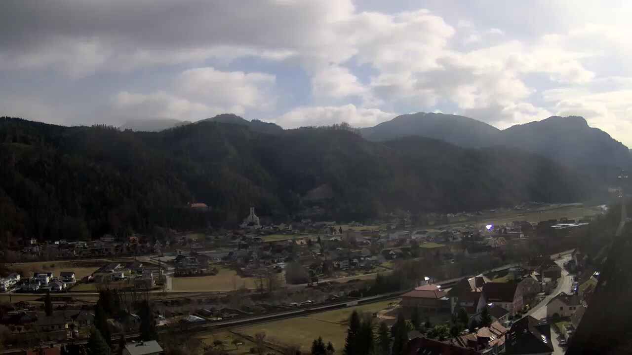 Pernegg an der Mur › East