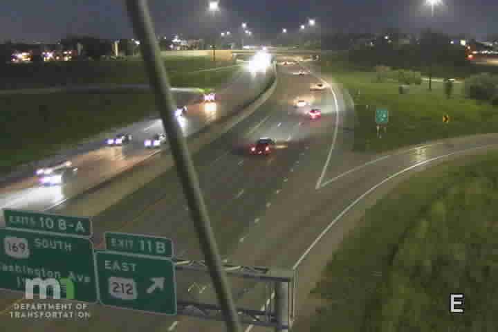 Traffic Cam Eden Prairie: US 212: T.H.212 EB @ I-494