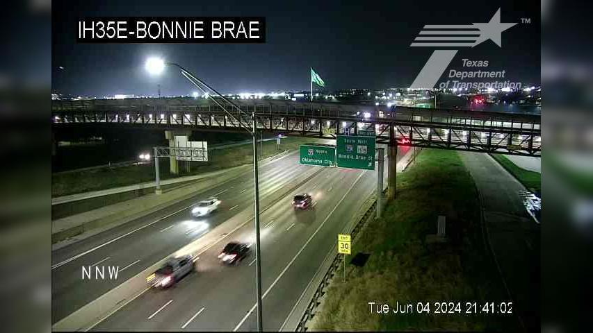 Traffic Cam Denton › North: I-35E @ Bonnie Brae