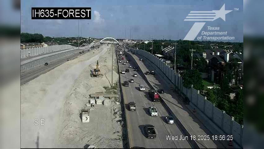 Traffic Cam Lake Highlands › East: I-635 @ Forest