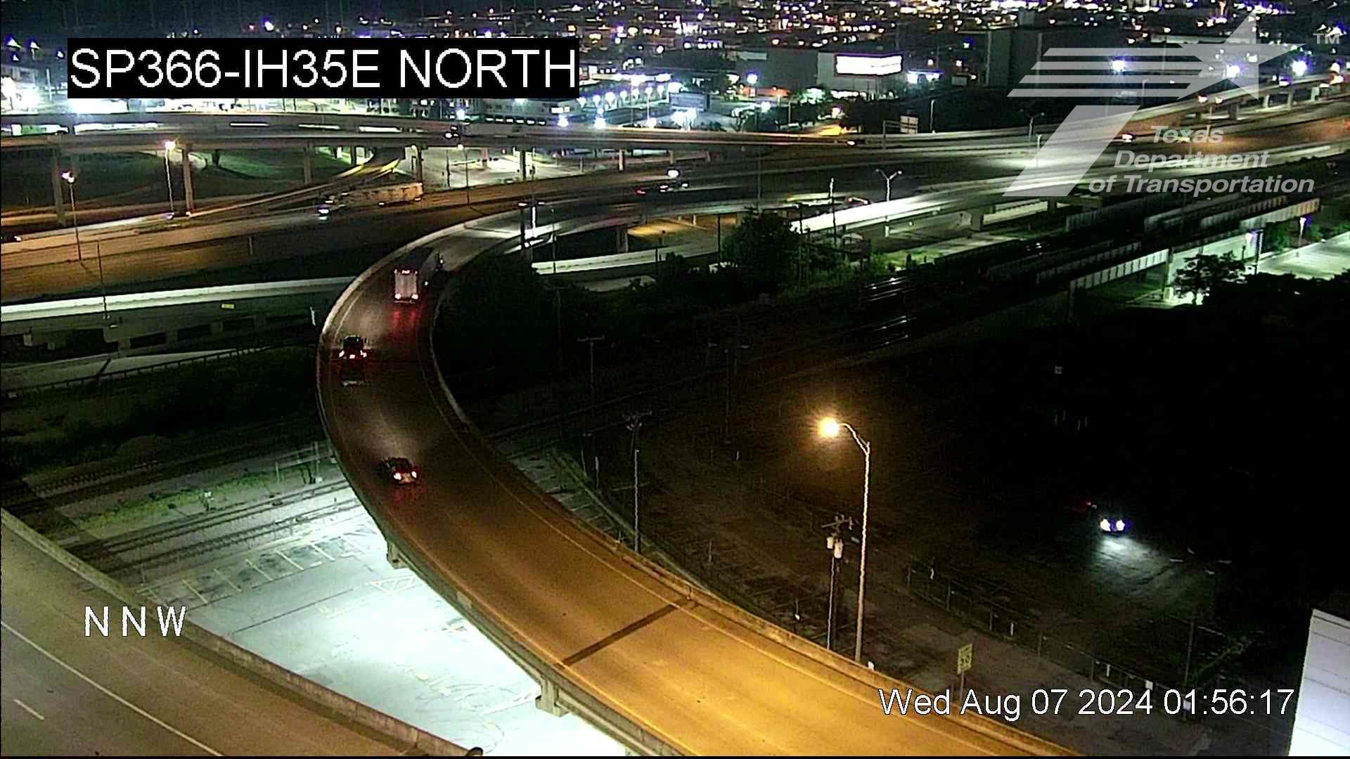 Traffic Cam Klyde Warren Park-Arts District PID › East: Spur 366 @ I-35E North