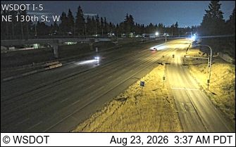 Traffic Cam Haller Lake: I-5 at MP 173.7: NE 130th St W