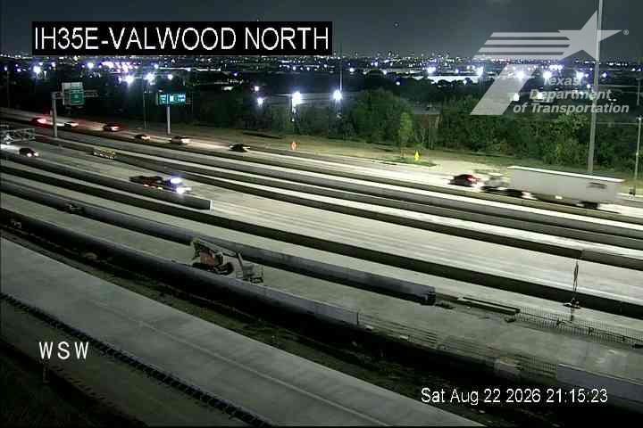 Traffic Cam Carrollton › North: I-35E @ Valwood North