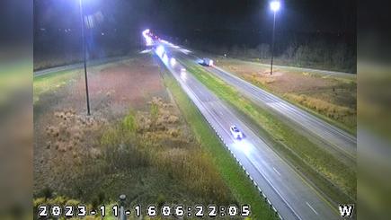 Traffic Cam New Lisbon: I-70: 1-070-131-1-1 WILBUR WRIGHT RD