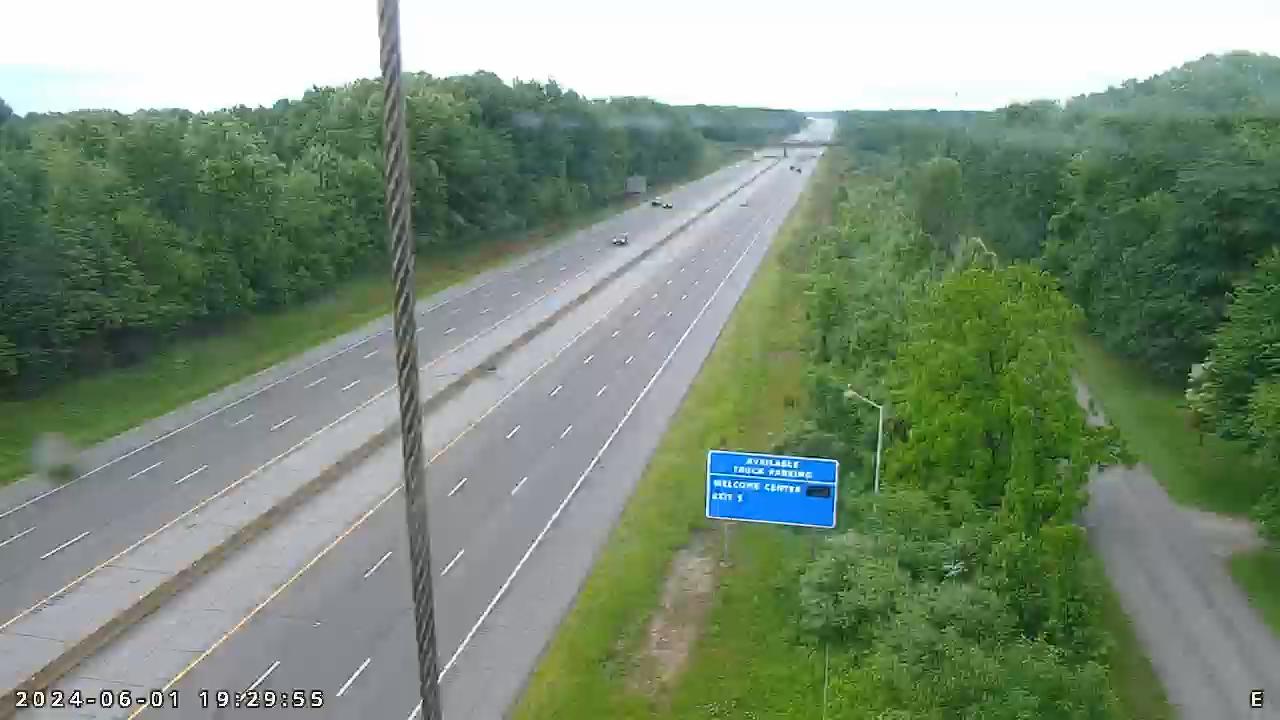 Traffic Cam Andry: I-94: 1-094-044-6-2 S OF MICHIGAN STATE LINE