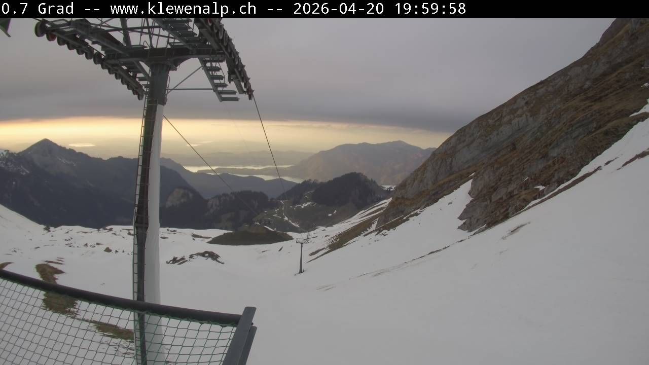 Beckenried: Bergstation Chälen-Sessellift