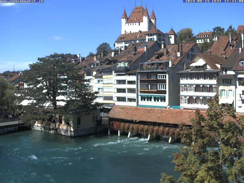 Thun: Innenstadt - Blick auf das Schloss