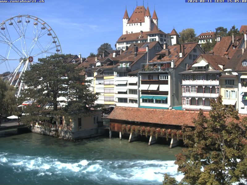 Thun: Innenstadt - Blick auf das Schloss