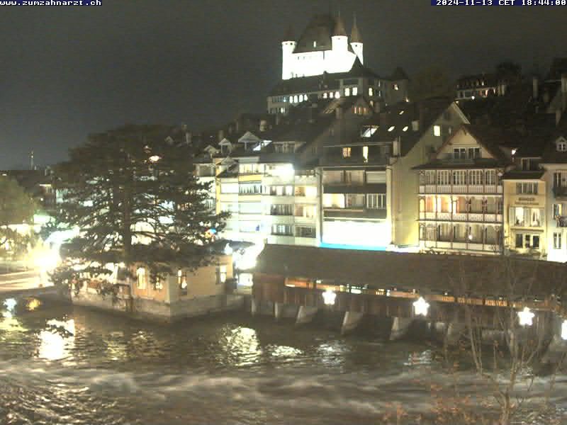 Thun: Innenstadt - Blick auf das Schloss