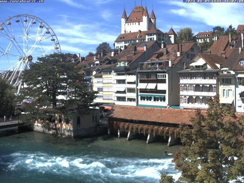 Thun: Innenstadt - Blick auf das Schloss