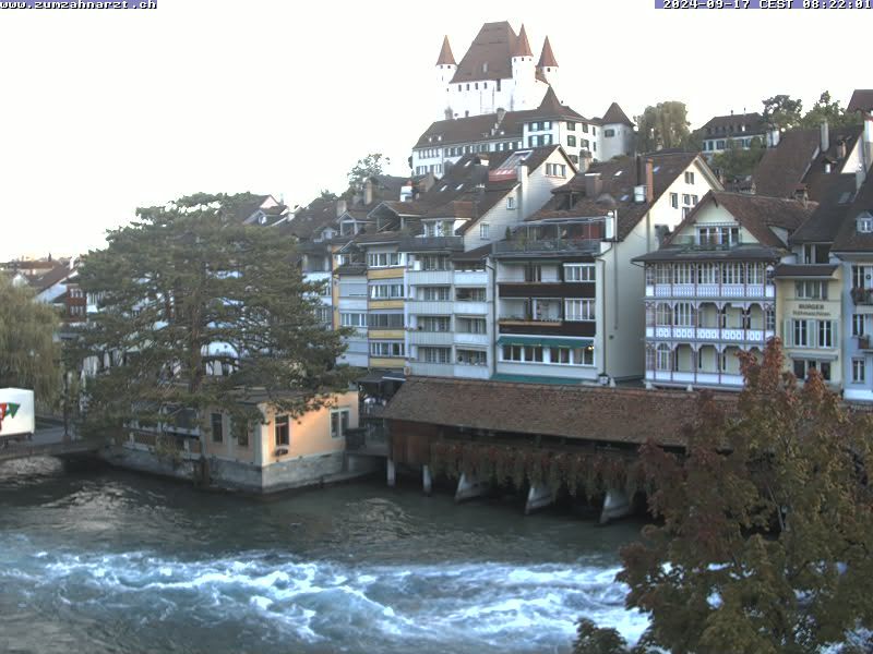 Thun: Innenstadt - Blick auf das Schloss