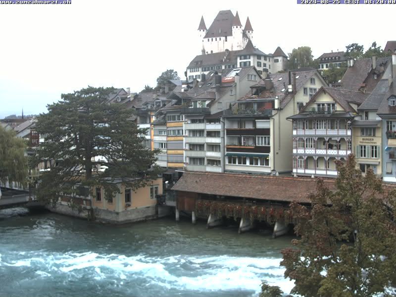 Thun: Innenstadt - Blick auf das Schloss