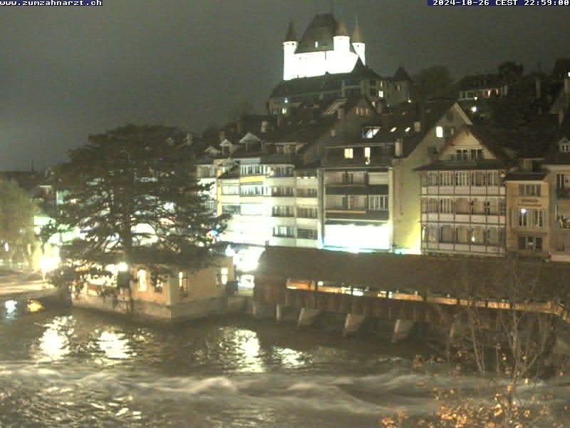 Thun: Innenstadt - Blick auf das Schloss