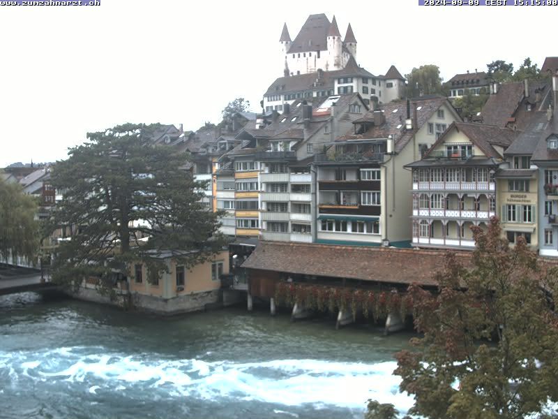 Thun: Innenstadt - Blick auf das Schloss