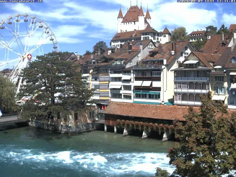 Thun: Innenstadt - Blick auf das Schloss