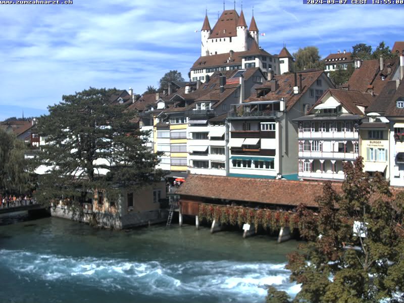 Thun: Innenstadt - Blick auf das Schloss