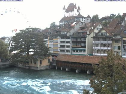 Thun: Innenstadt - Blick auf das Schloss