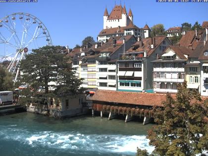 Thun: Innenstadt - Blick auf das Schloss