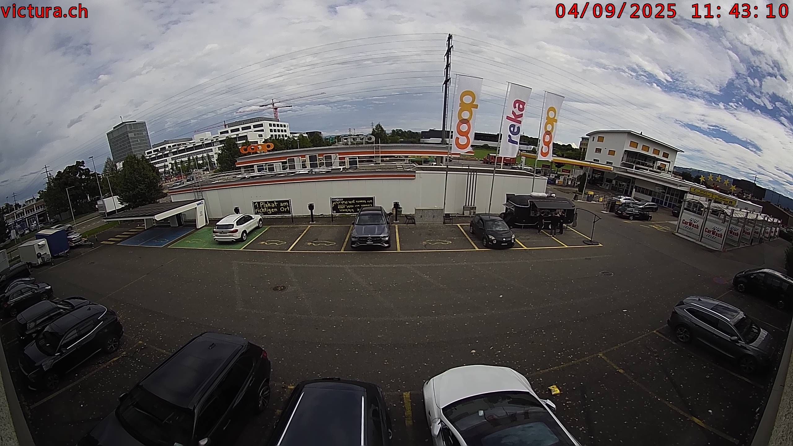 Risch-Rotkreuz: Webcam Rotkreuz Kreisel Coop Tankstelle