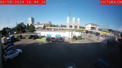 Risch-Rotkreuz: Webcam Rotkreuz Kreisel Coop Tankstelle