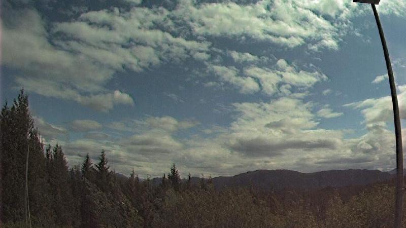 Airport E: Beautiful Landscapes Captured Webcam