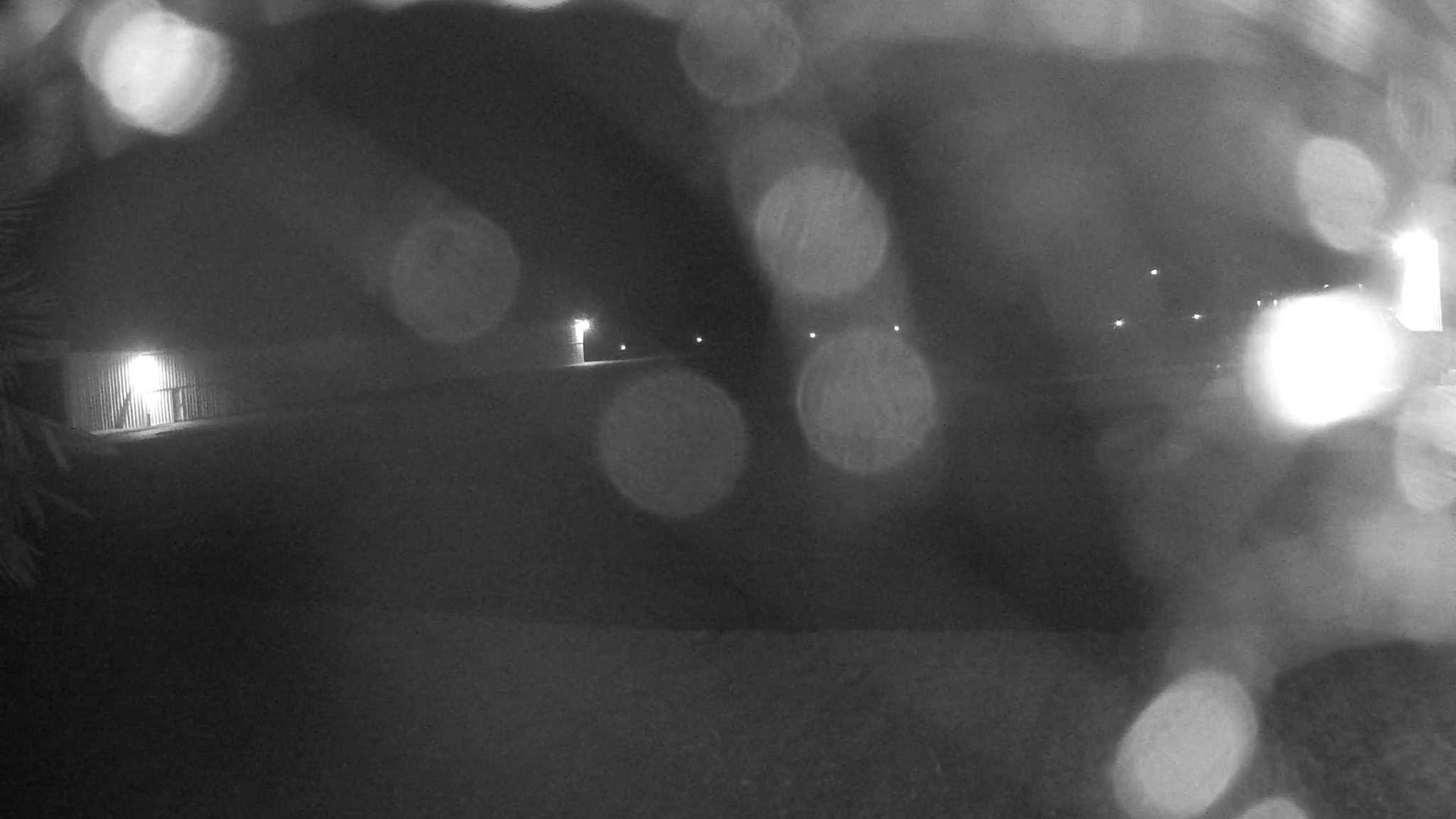 Wilsonville › East Mt Hood Airport cam United States