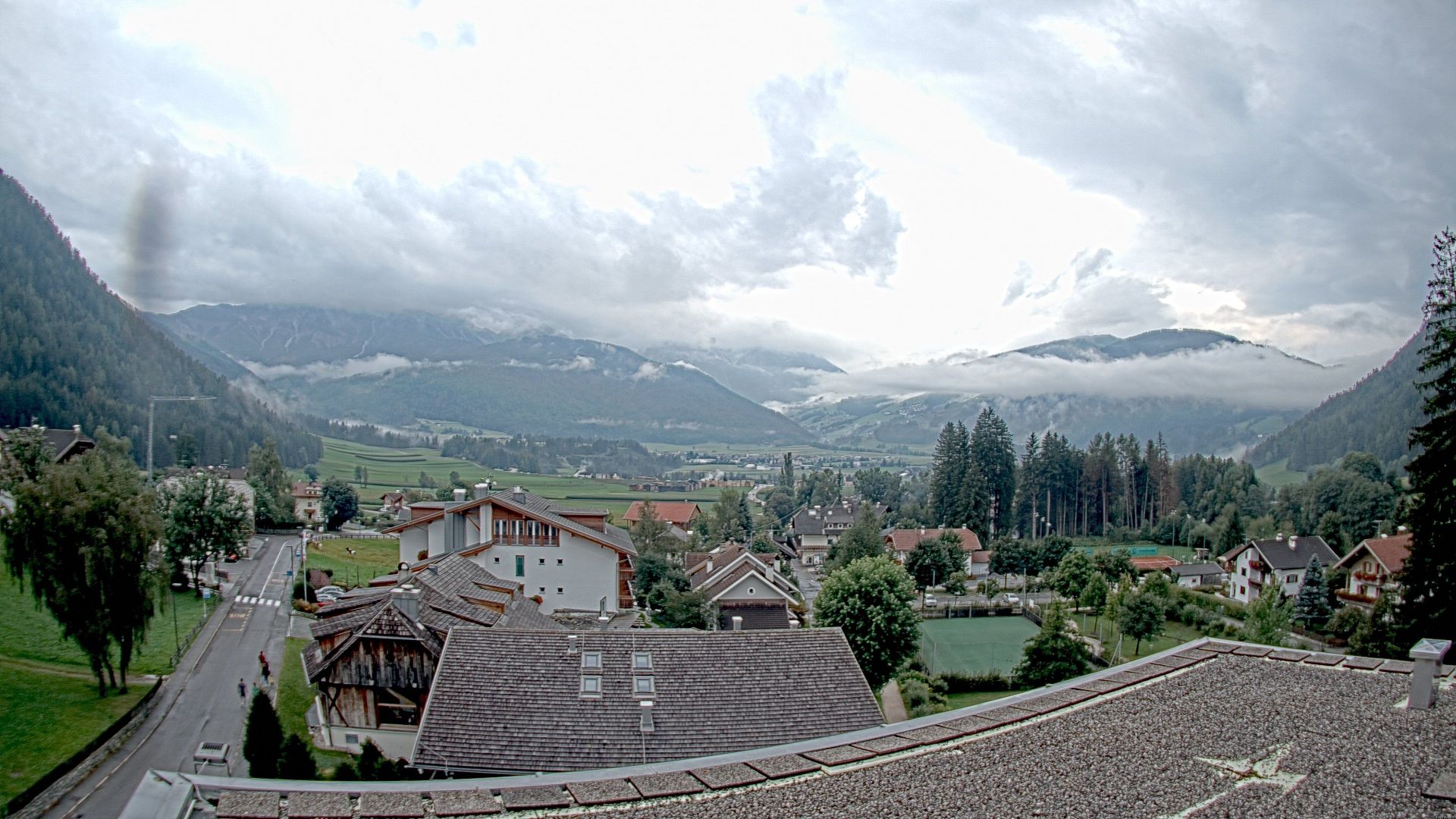 Traffic Cam Rasen-Antholz - Rasun-Anterselva: Hotel Brötz - Niederrasen