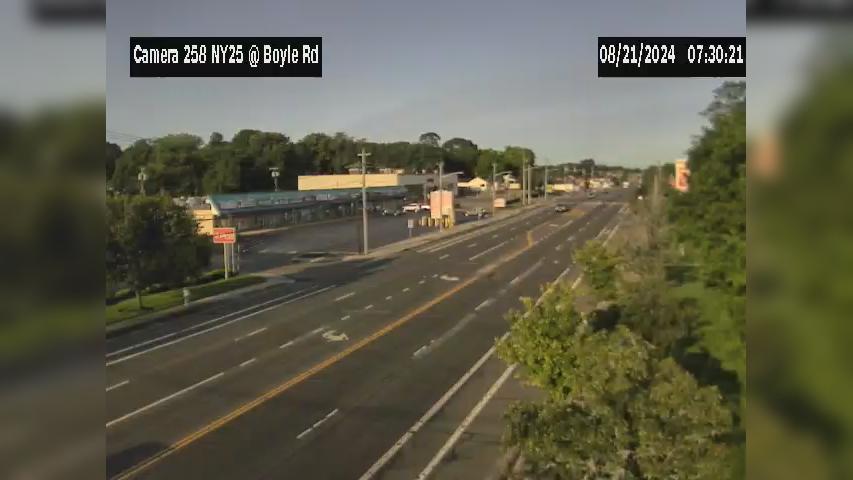 Traffic Cam Lake Grove: NY 25 Westbound at Boyle Road