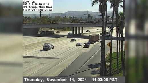 Traffic Cam San Bernardino › South: I-215 : (105) North Of Orange Show