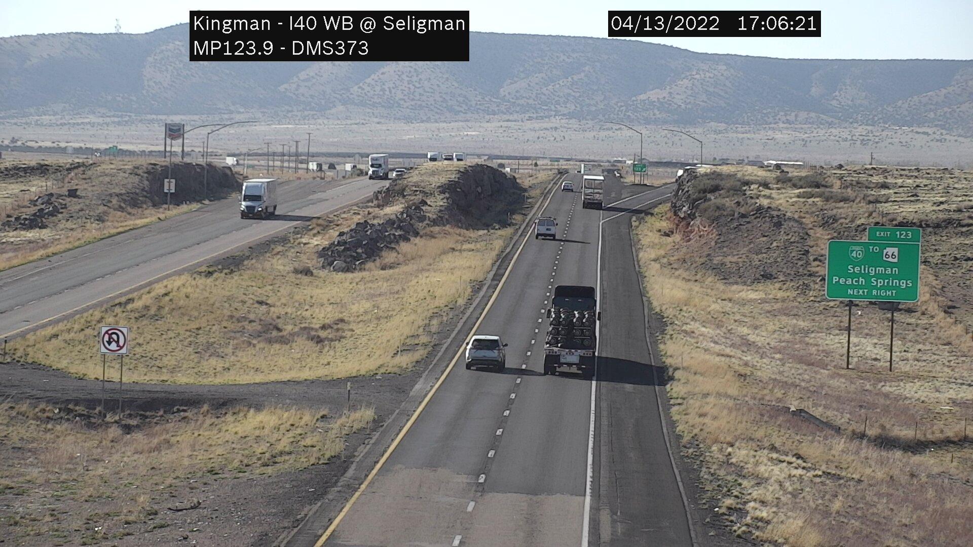 Traffic Cam Seligman › West: I- WB . - DMS