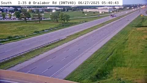 Traffic Cam Ankeny: DM - I-35 @ Oralabor (40)