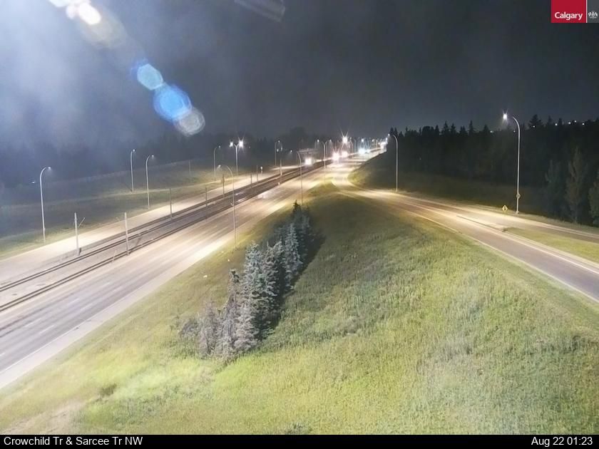 Traffic Cam Ranchlands: Crowchild Trail - Sarcee Trail NW